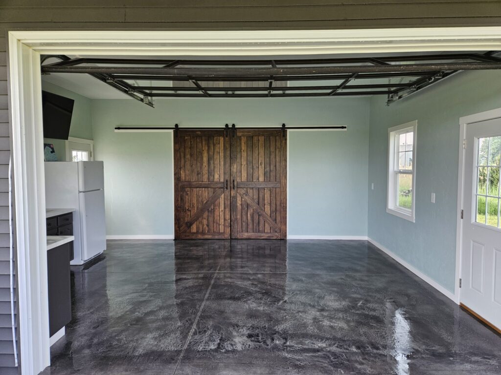 Customizing Garage Floors with Concrete Stains